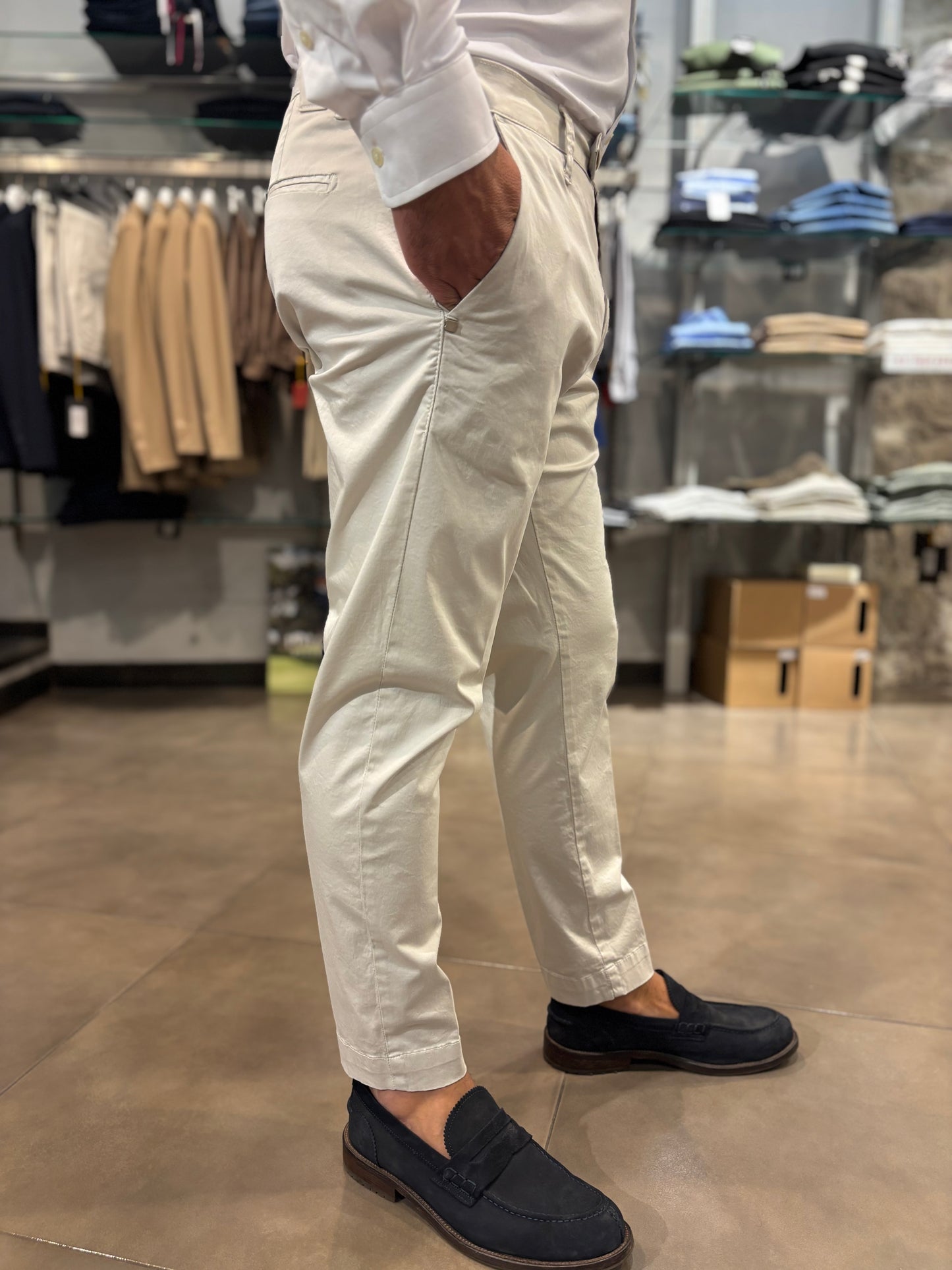 Pantalone Capri ghiaccio